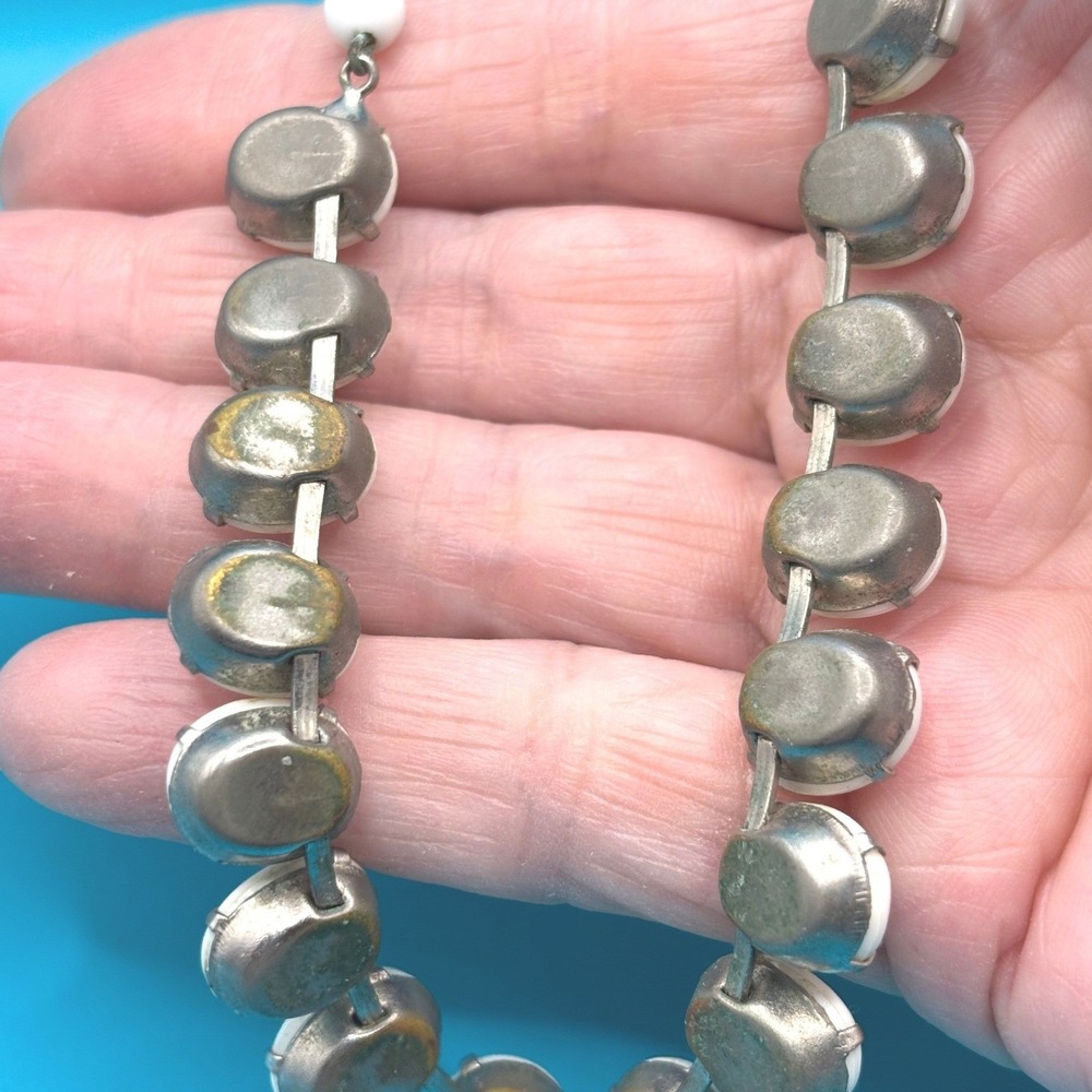 Vintage White Plastic Oval Beaded Necklace Extender Chain Charm READ - Picture 8 of 8